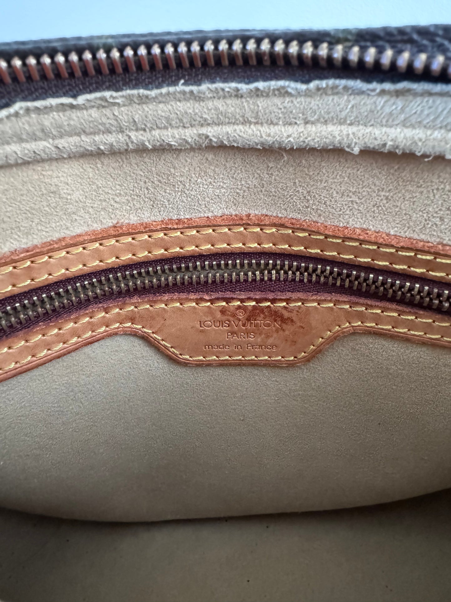 Louis Vuitton Looping PM