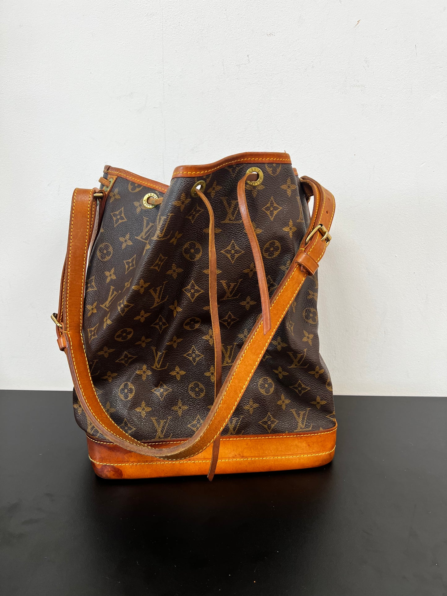 Louis Vuitton noe monogram GM
