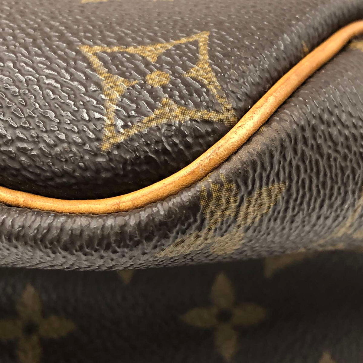 Louis Vuitton Deauville