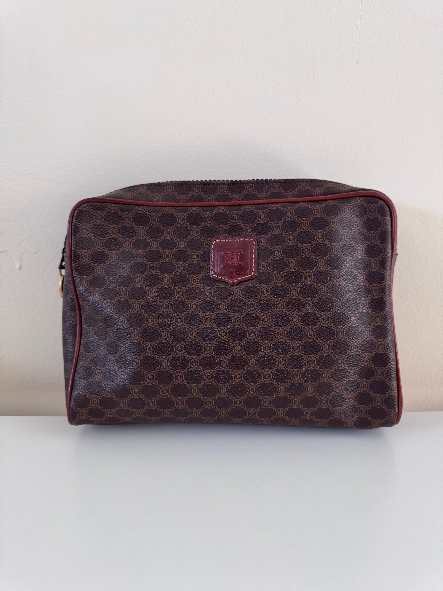 Céline trousse de toilette en toile enduite macadam marron (square)