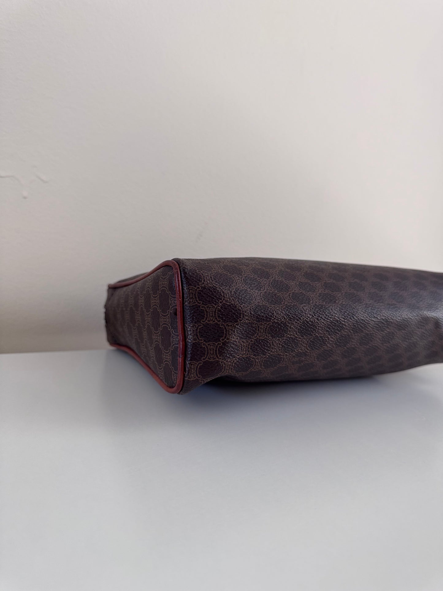Céline trousse de toilette en toile enduite macadam marron (square)