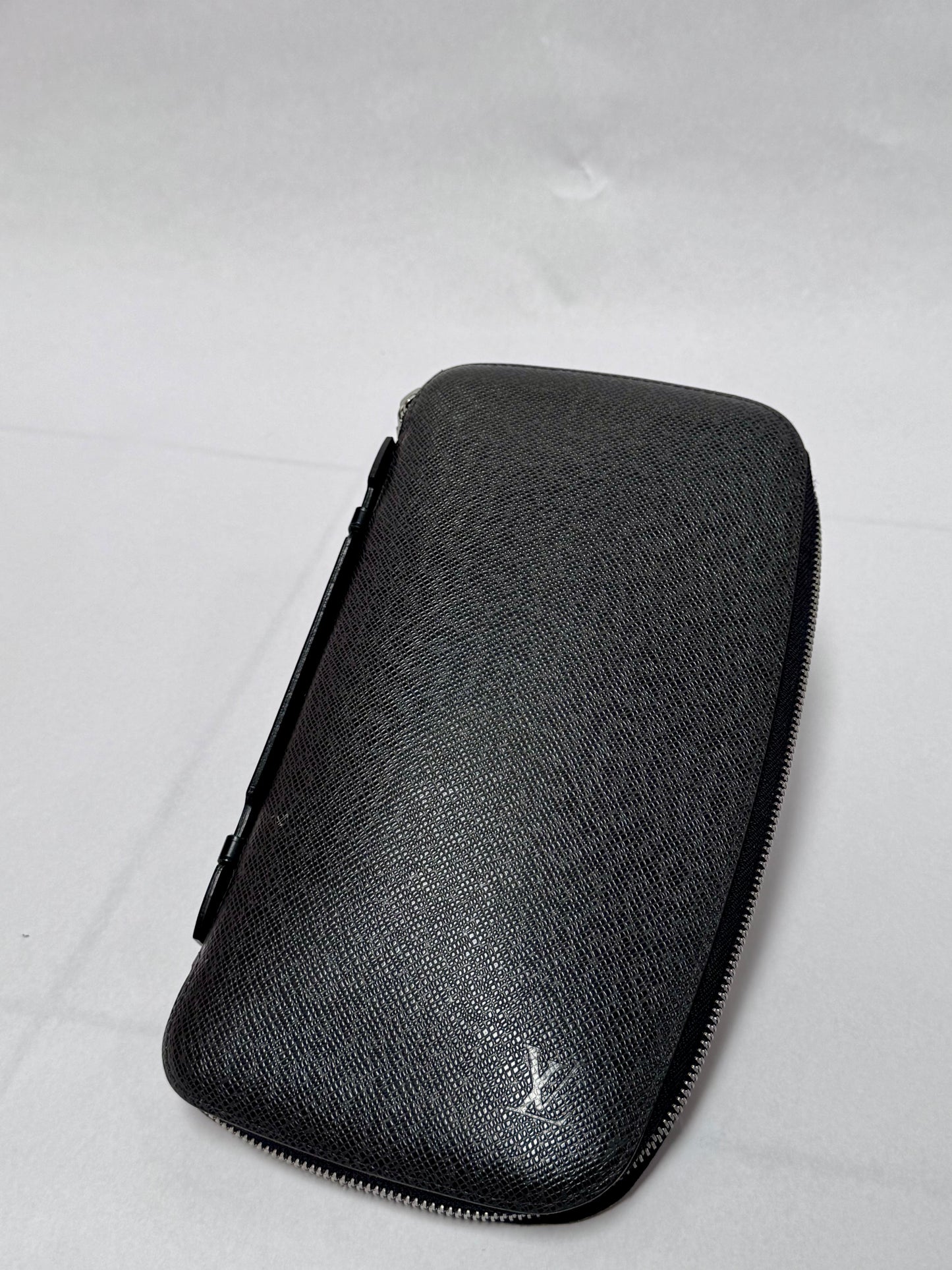 Louis Vuitton porte documents