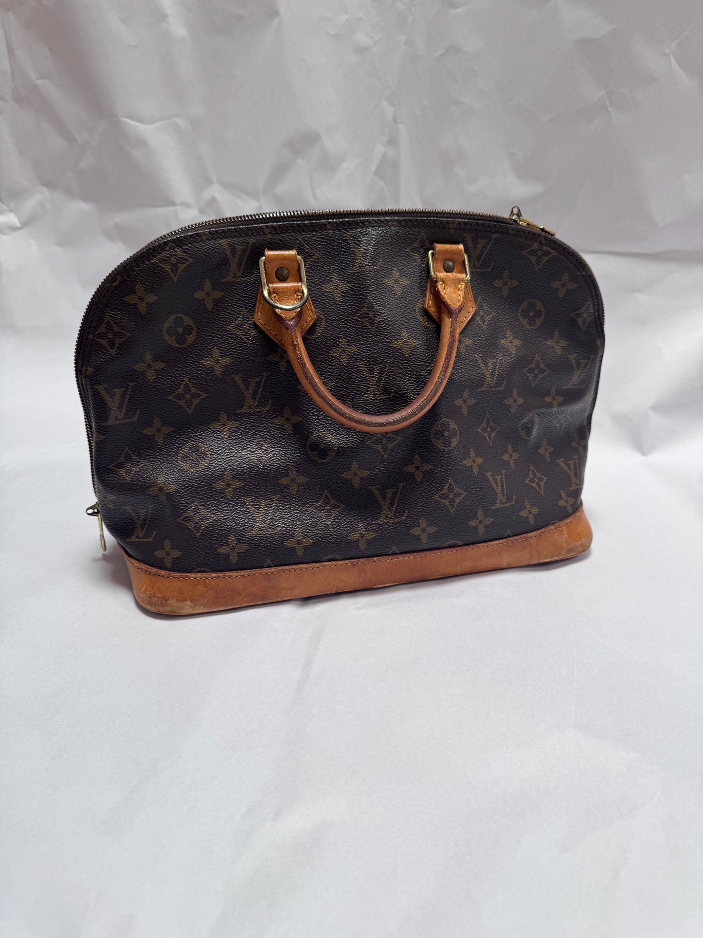 Louis Vuitton alma PM