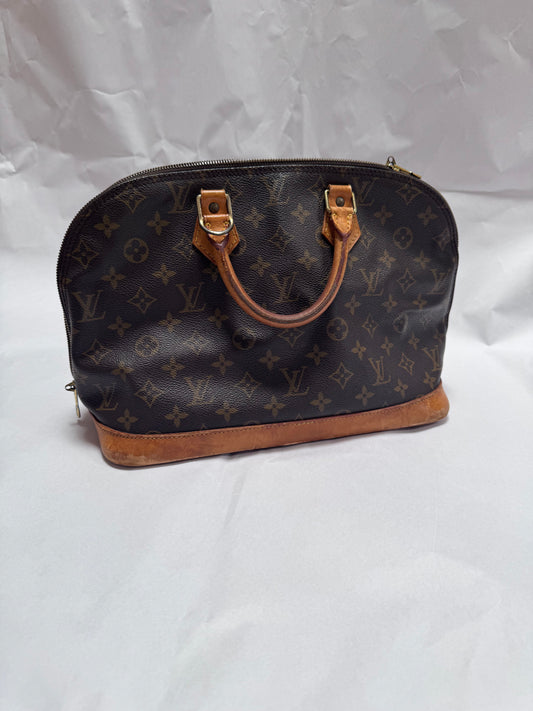 Louis Vuitton alma PM