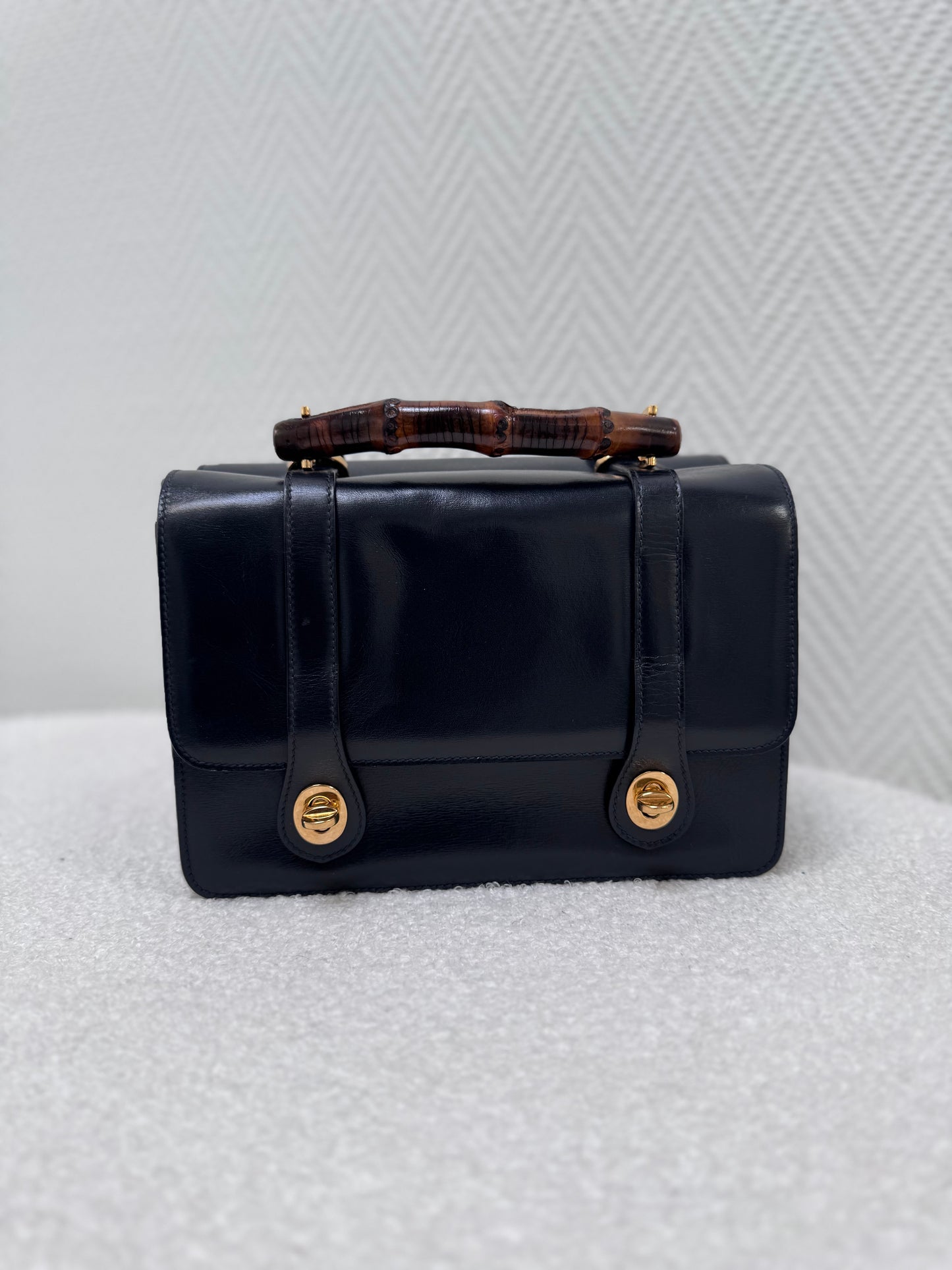 Gucci cartelini