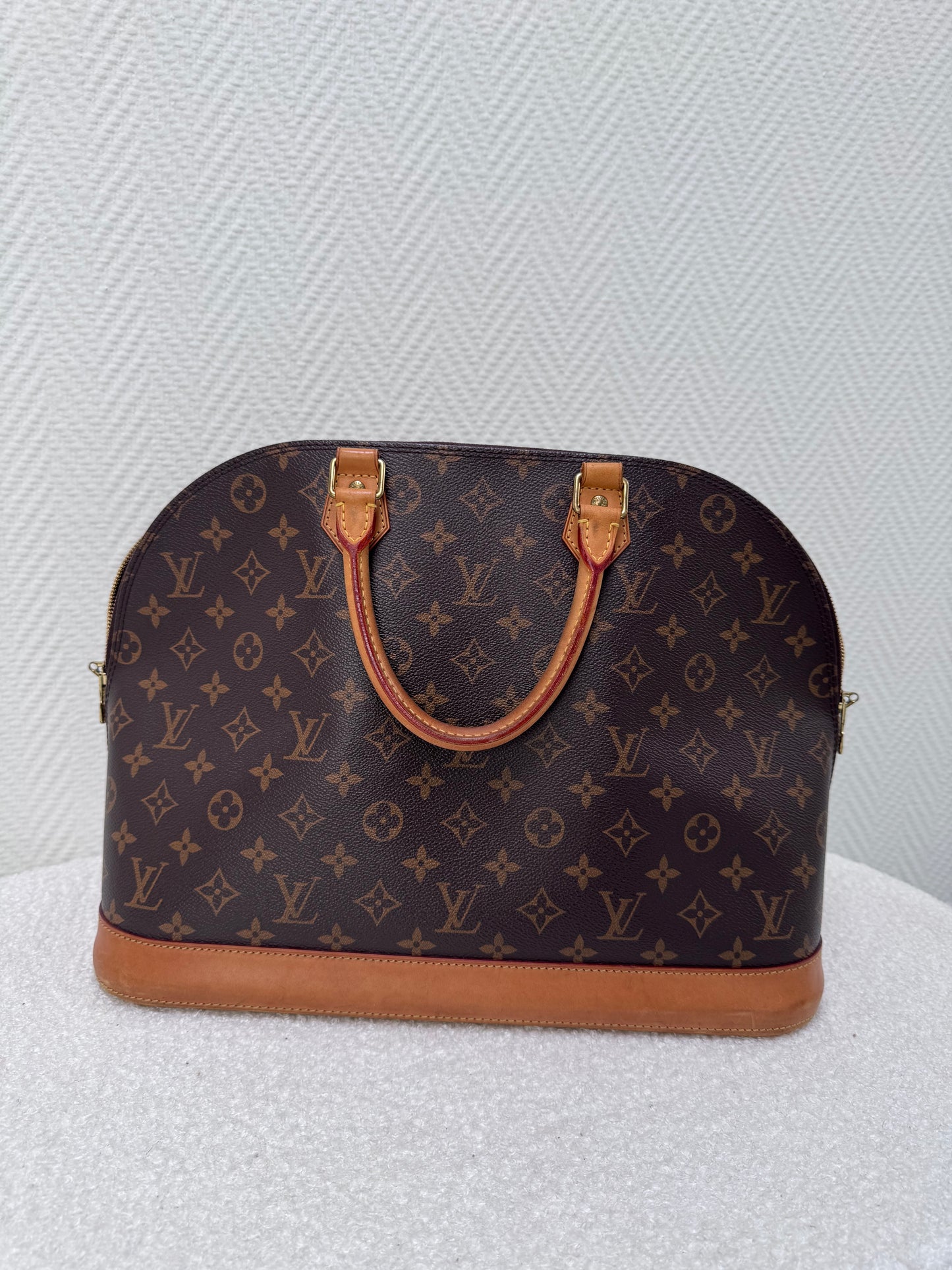 Sac Louis Vuitton Ellipse MM - vue de face