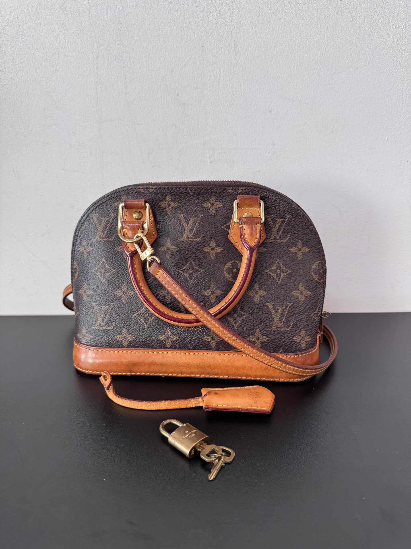 Louis vuitton alma BB monogram