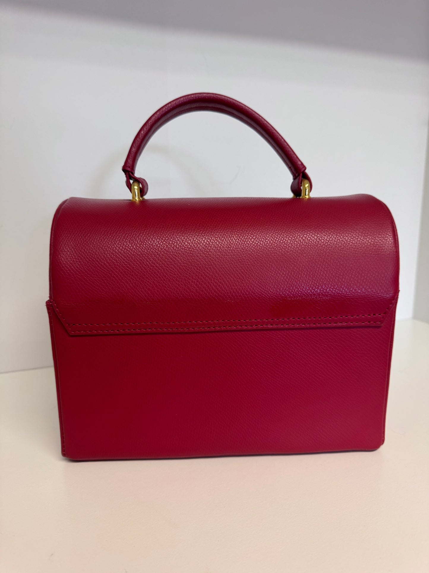 MCM Vintage Leather Vanity Bag couleur Cherry Red