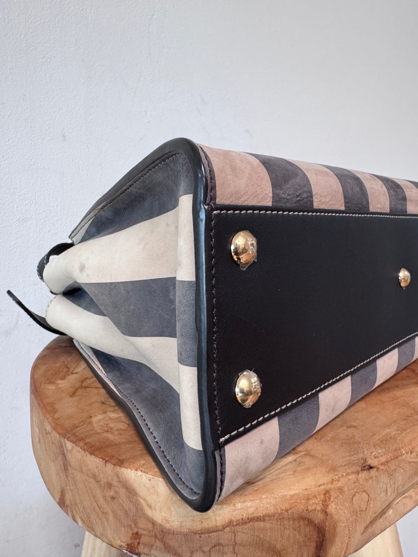 Fendi Peekaboo en cuir velours rayé
