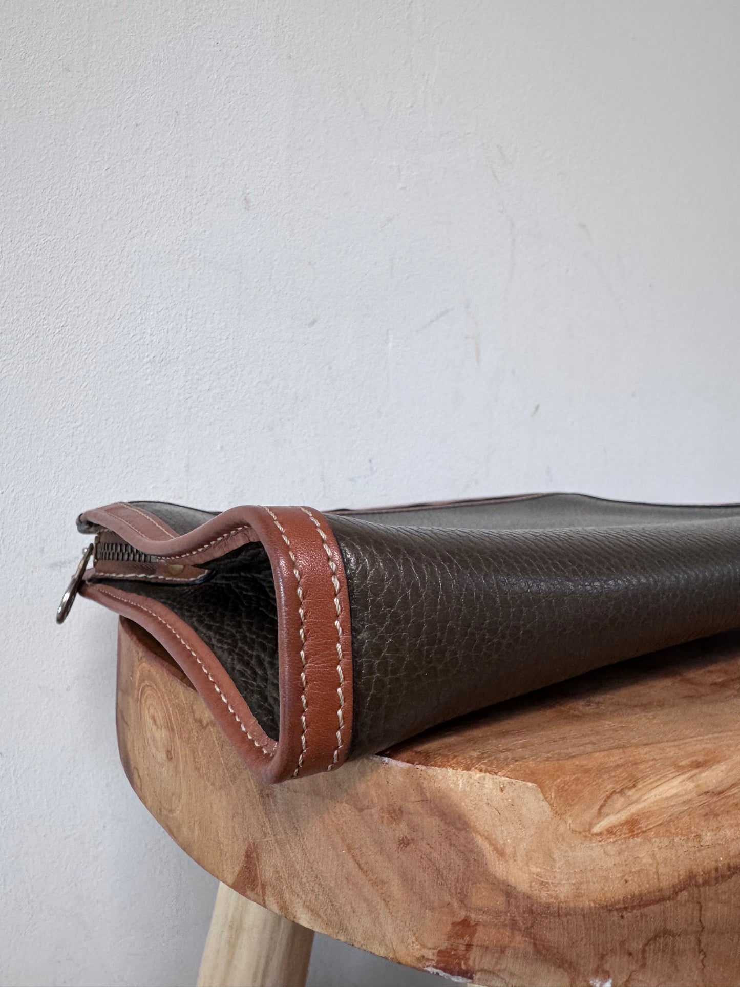 Celine Triomphe Vintage leather clutch