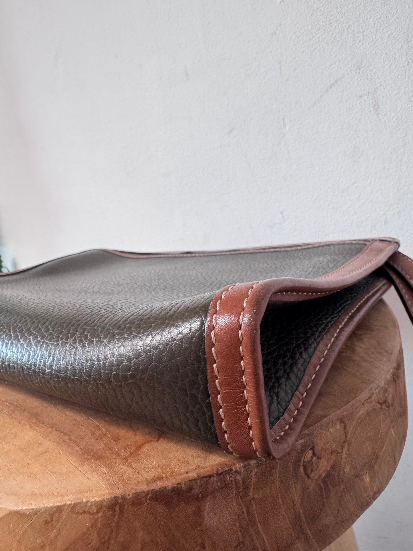 Celine Triomphe Vintage leather clutch