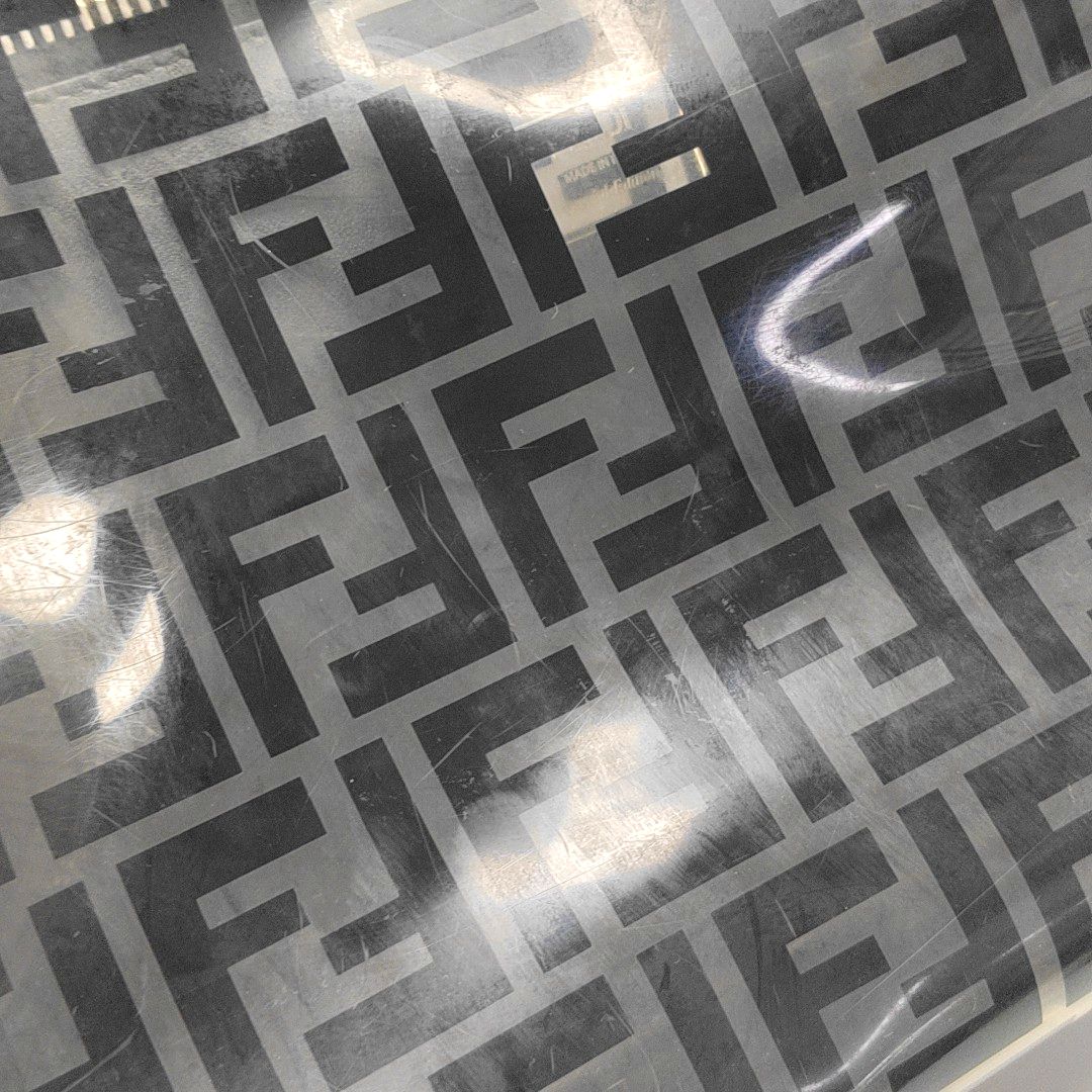 Fendi peekaboo PVC transparent avec l’iconique motif FF