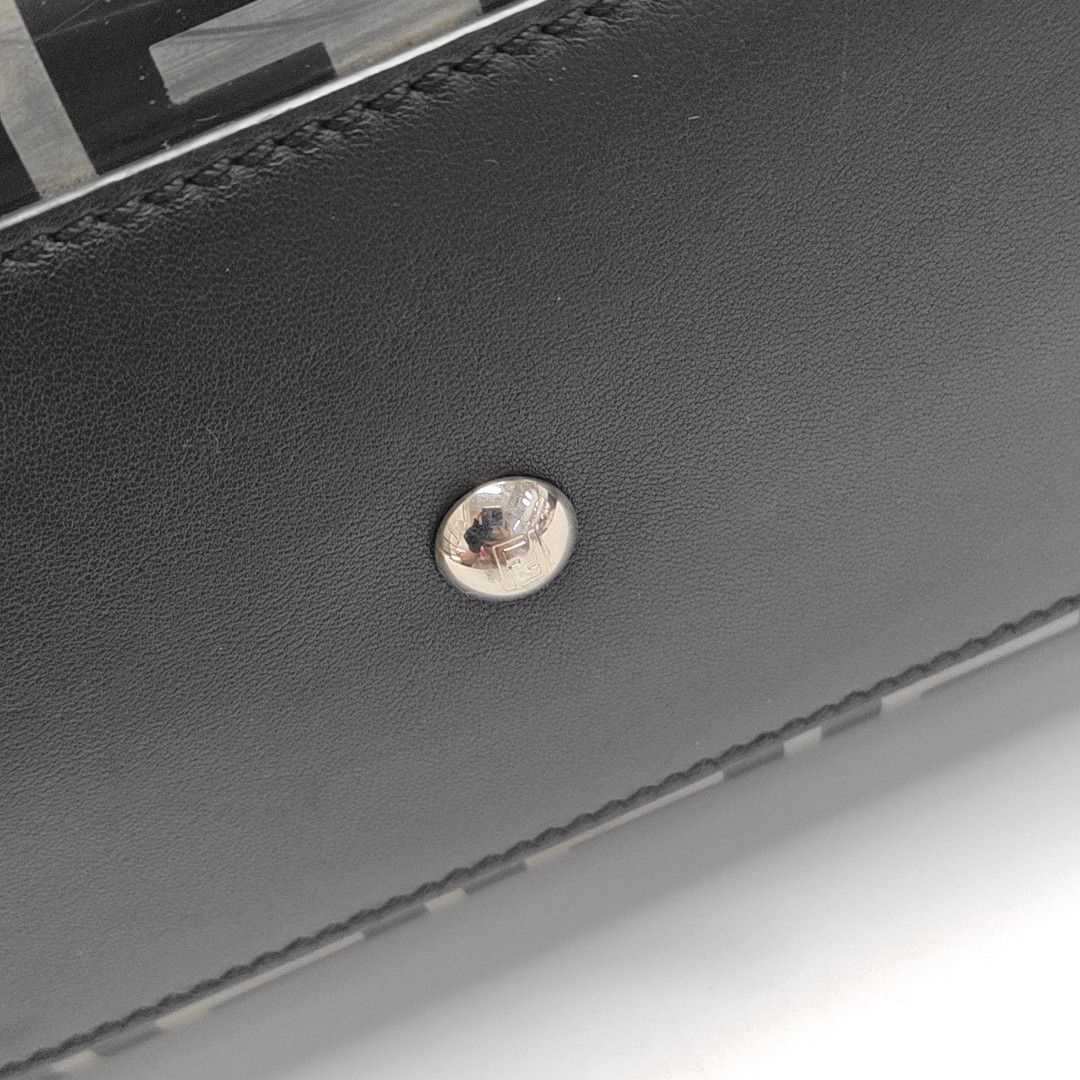 Fendi peekaboo PVC transparent avec l’iconique motif FF