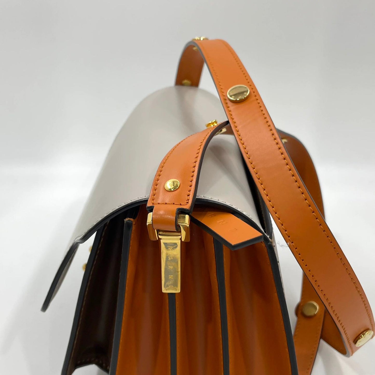 Marni trunk tricolor